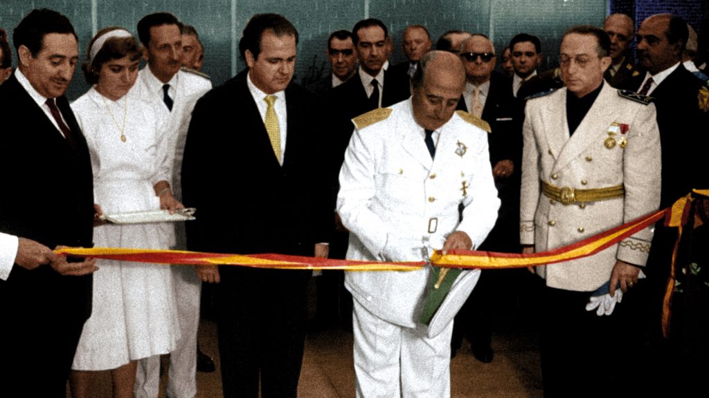 Generalísimo La Vida De Franco En Color